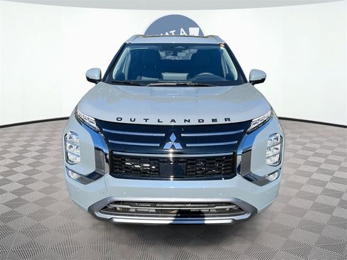 New 2026 Mitsubishi Outlander SEL image 2