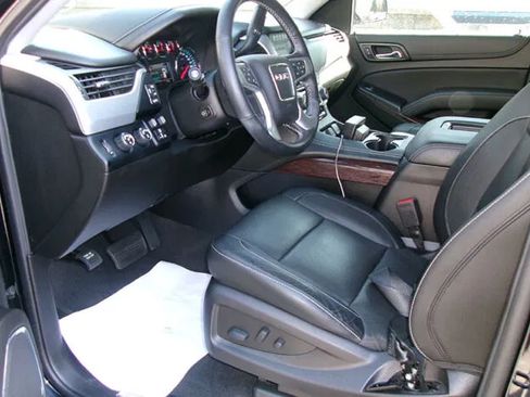 Used 2019 GMC Yukon SLT w/ Open Road Package AWD/4WD image 21