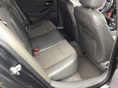 Used 2015 Chevrolet Malibu LT w/ Power Convenience Package FWD image 29