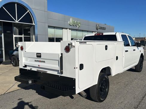 New 2026 RAM 2500 Tradesman w/ Bed Convenience Group image 10