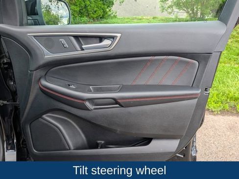 Used 2024 Ford Edge ST-Line w/ Class II Trailer Tow Package AWD/4WD image 38