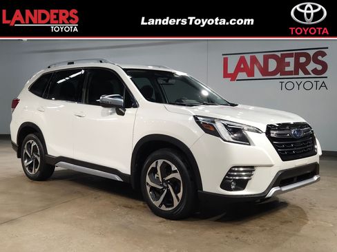 Used 2023 Subaru Forester Touring w/ Popular Package #2 AWD/4WD image 1