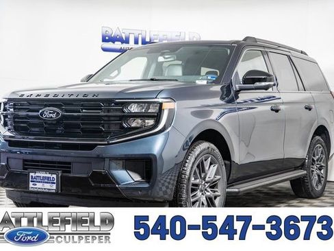 New 2026 Ford Expedition Platinum w/ Stealth Appearance Package image 3