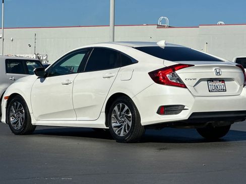Used 2017 Honda Civic EX image 7