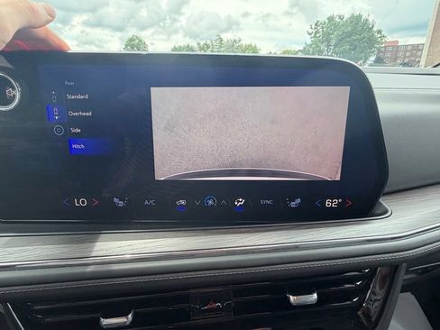 Used 2025 Chevrolet Tahoe LT AWD/4WD image 42