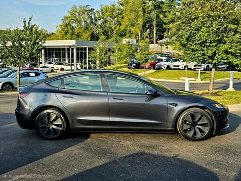 Used 2024 Tesla Model 3 Standard Range RWD image 7