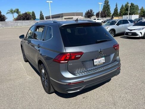 Used 2023 Volkswagen Tiguan SE w/ Panoramic Sunroof Package AWD/4WD image 5