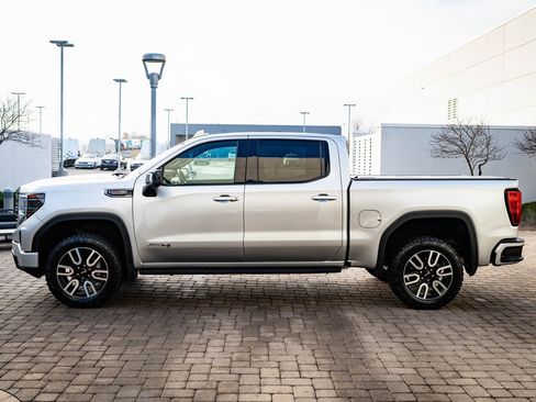 Used 2022 GMC Sierra 1500 AT4 w/ AT4 Premium Package image 12