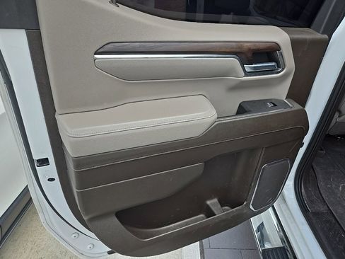 Used 2023 GMC Sierra 1500 SLT w/ SLT Premium Package image 12