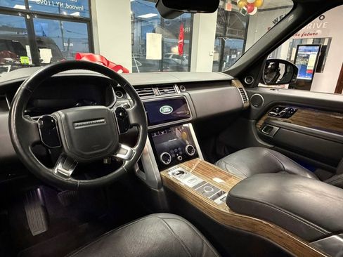 Used 2019 Land Rover Range Rover HSE image 24