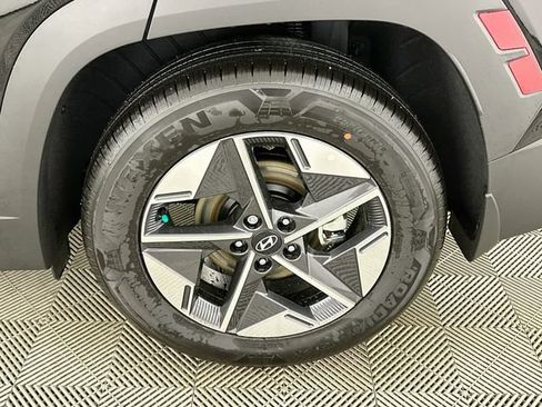 Used 2025 Hyundai Tucson SEL FWD image 21