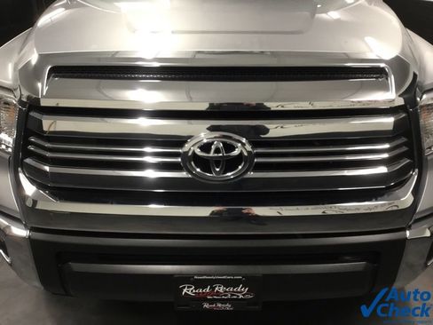 Used 2017 Toyota Tundra SR5 image 24