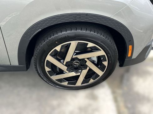 New 2025 MINI Cooper Countryman S w/ Comfort Package Max image 11