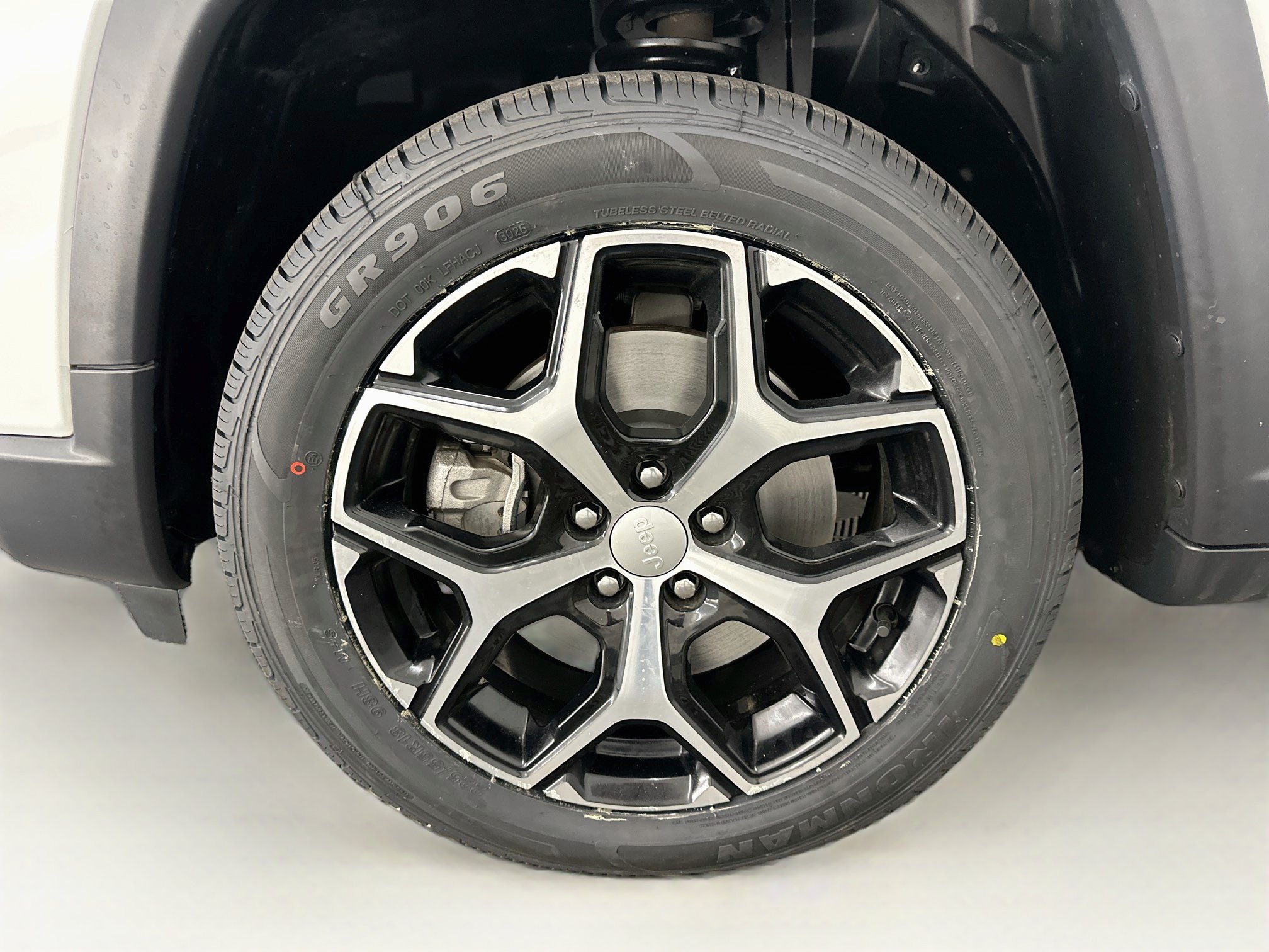 Used 2024 Jeep Compass Limited AWD/4WD image 34