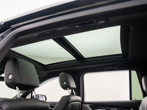 Used 2020 Cadillac XT6 Premium Luxury image 18