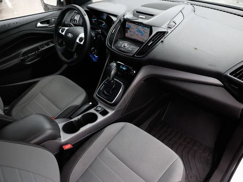 Used 2014 Ford Escape SE w/ Equipment Group 201A FWD image 23