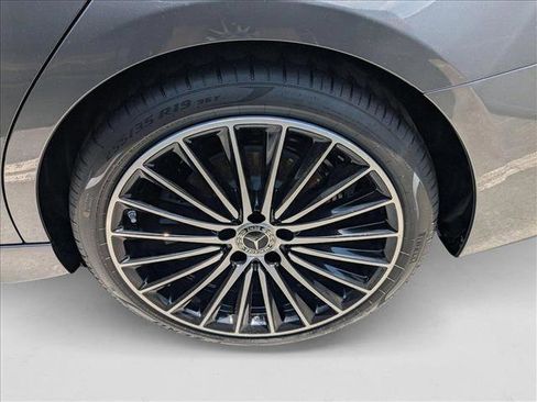 New 2025 Mercedes-Benz C 300 Sedan image 9