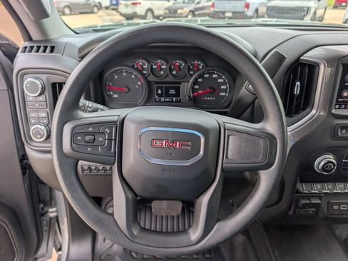Used 2024 GMC Sierra 2500 Pro AWD/4WD image 18