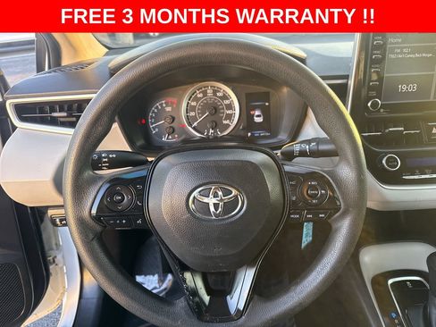 Used 2022 Toyota Corolla LE FWD image 14