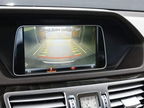 Used 2016 Mercedes-Benz E 350 4MATIC Sedan image 26