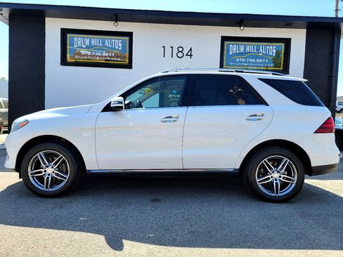 Used 2017 Mercedes-Benz GLE 350 4MATIC image 2