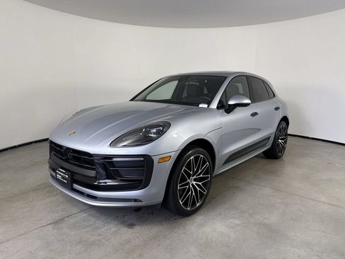 Certified 2024 Porsche Macan Turbo AWD/4WD image 1