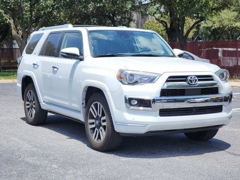 Used 2024 Toyota 4Runner Limited RWD image 2