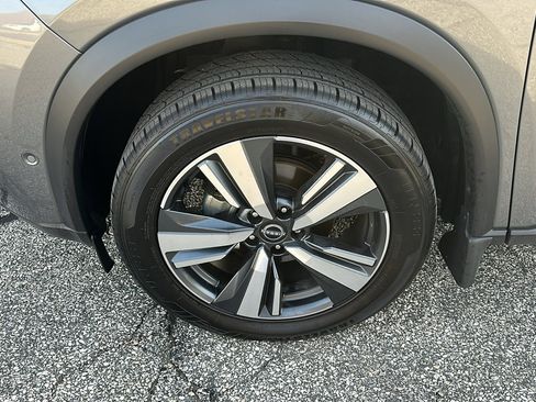 Certified 2023 Nissan Rogue SL w/ SL Premium Package image 8