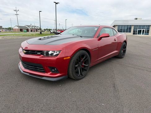 Used 2015 Chevrolet Camaro SS w/ SS Performance Package RWD image 1