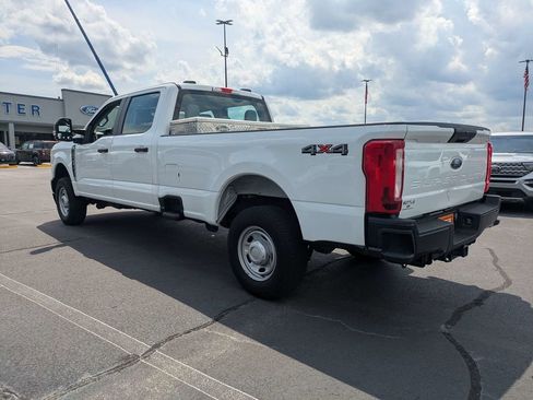 Used 2024 Ford F250 XL AWD/4WD image 6