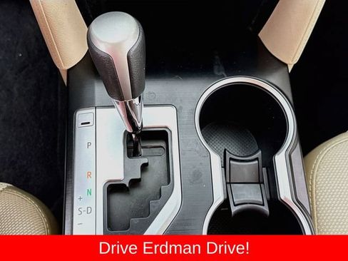 Used 2014 Toyota Camry LE FWD image 19
