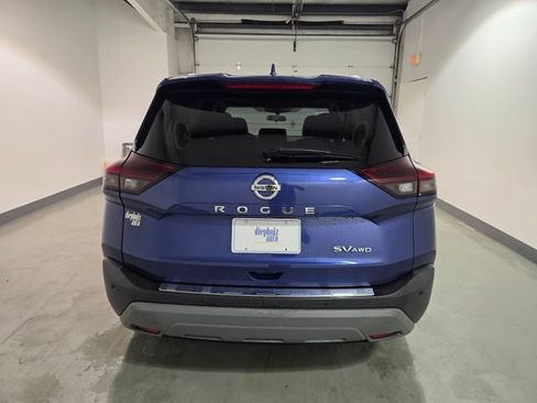 Used 2021 Nissan Rogue SV w/ Premium Package AWD/4WD image 6