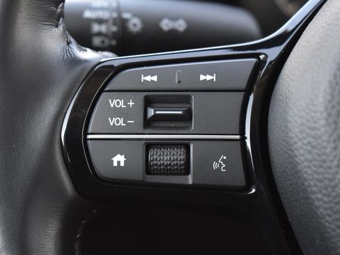 Used 2025 Honda CR-V EX-L image 6