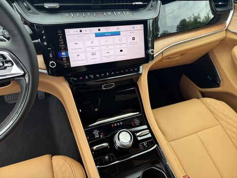 New 2026 Jeep Grand Cherokee L Summit AWD/4WD image 33