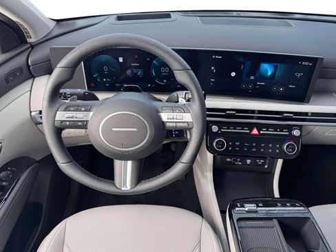 New 2026 Hyundai Tucson Limited AWD/4WD image 17