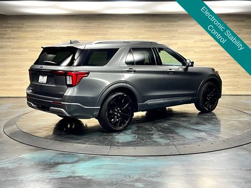 Used 2026 Ford Explorer Platinum w/ LUX Leather Package AWD/4WD image 14