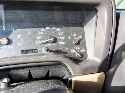 Used 2002 Jeep Wrangler Sahara AWD/4WD image 29