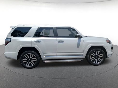 Used 2024 Toyota 4Runner Limited AWD/4WD image 7