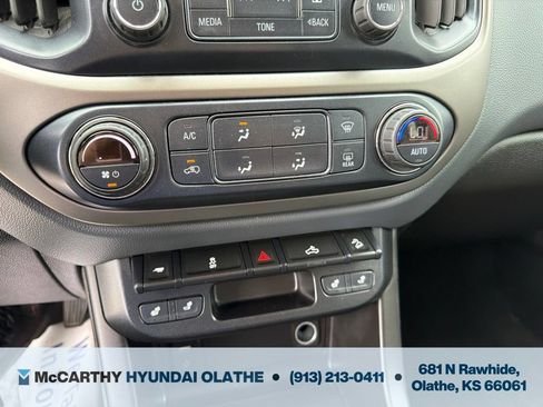 Used 2018 Chevrolet Colorado Z71 AWD/4WD image 22