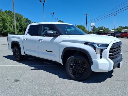 Used 2024 Toyota Tundra SR5 w/ SR5 Premium Package AWD/4WD image 2