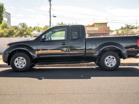 Used 2014 Nissan Frontier S RWD image 2