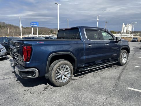 Used 2019 GMC Sierra 1500 SLT w/ SLT Premium Plus Package image 14