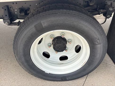 New 2023 Chevrolet Low Cab Forward 5500XD RWD image 29