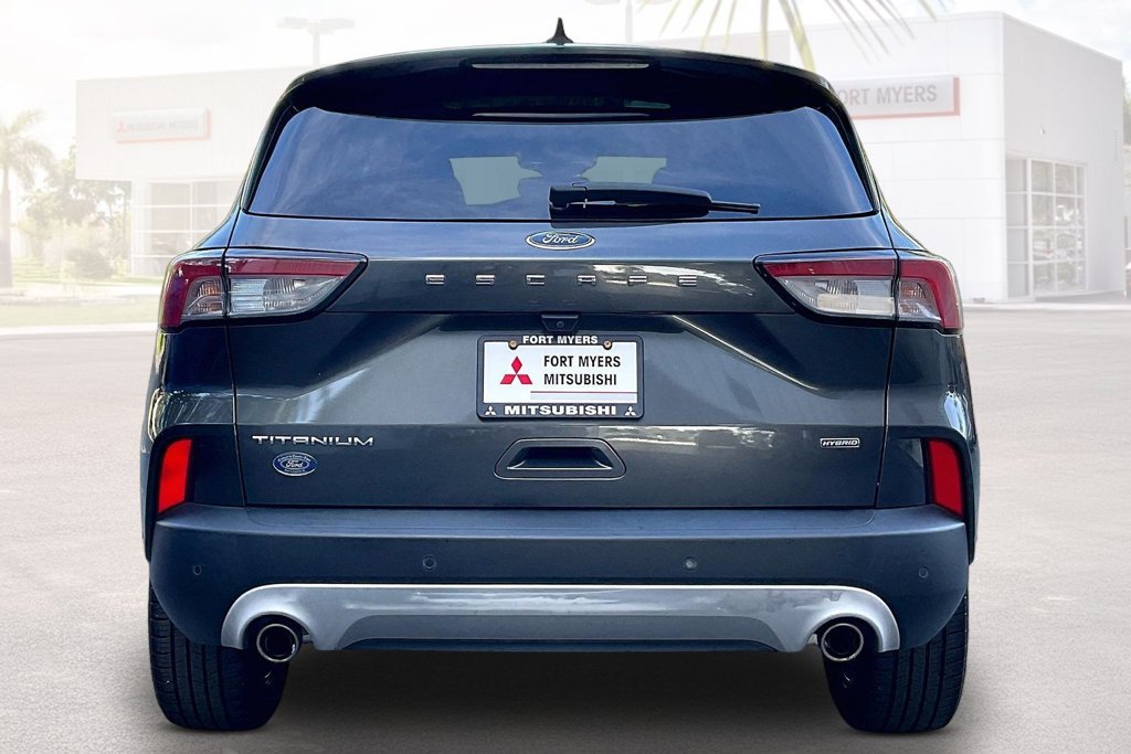 Used 2020 Ford Escape Titanium FWD image 16
