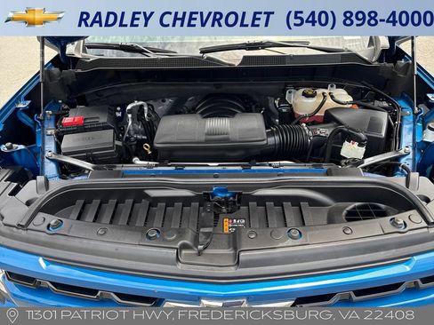 Used 2023 Chevrolet Silverado 1500 RST AWD/4WD image 9