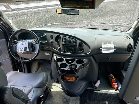 Used 2007 Ford E-450 and Econoline 450 RWD image 28