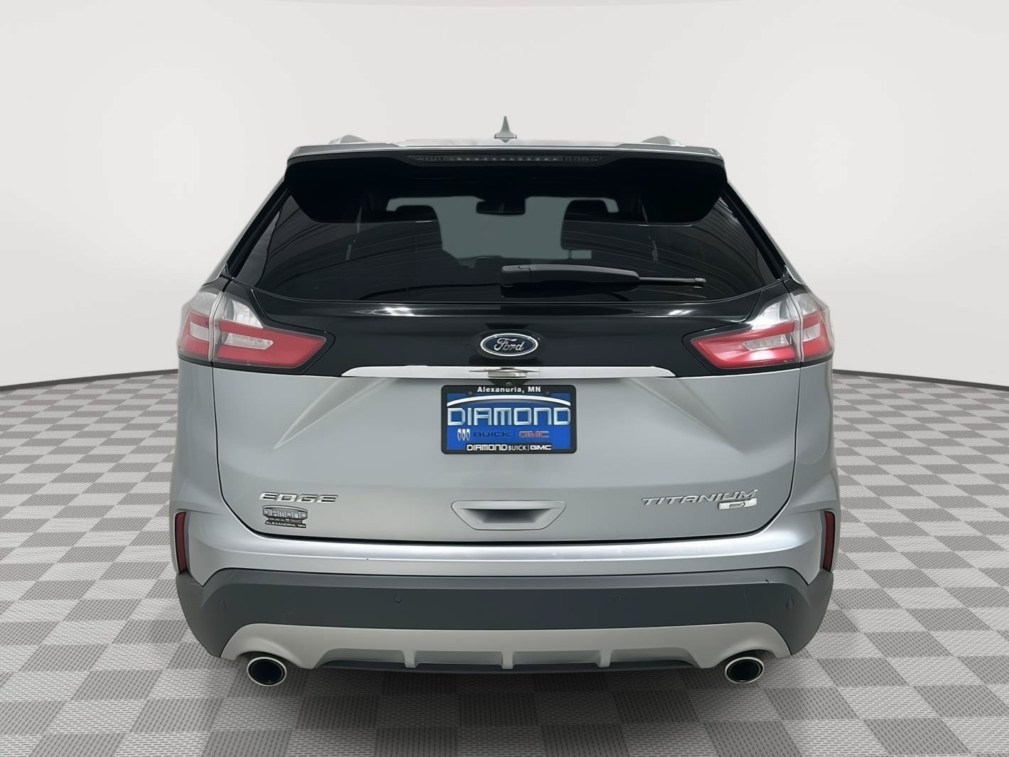 Used 2020 Ford Edge Titanium AWD/4WD image 4