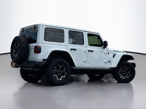 Used 2021 Jeep Wrangler Unlimited Rubicon 4xe w/ Cold Weather Group AWD/4WD image 2