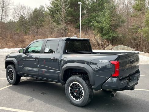 New 2026 Toyota Tacoma TRD Off-Road AWD/4WD image 3
