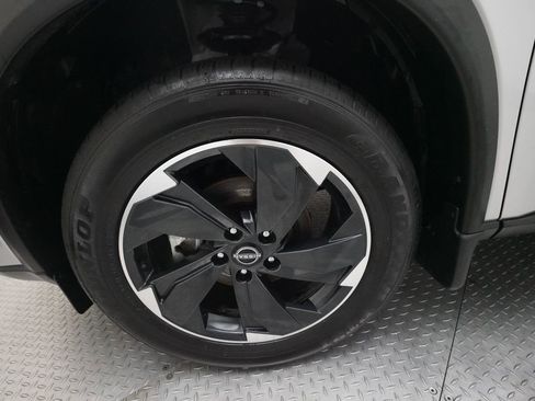 Certified 2024 Nissan Rogue SV w/ SV Premium Package image 26